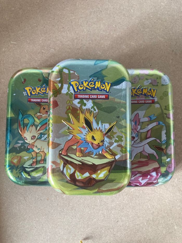 Pokemon - Lot de 3 Mini tins EV8.5 - Evolutions Prismatiques - scellé - photo numéro 1