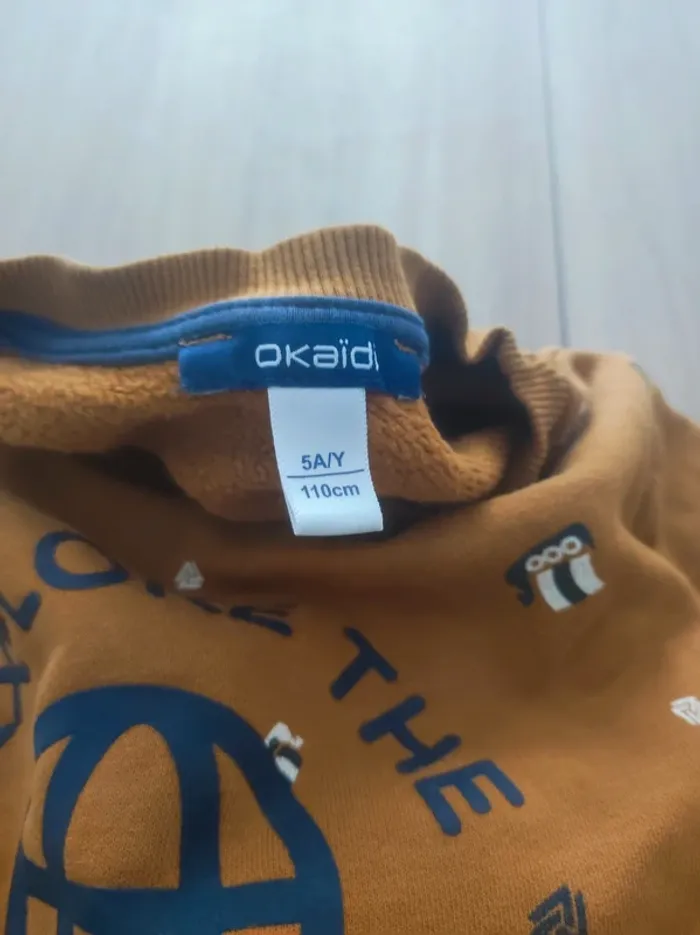 Sweat taille 5 ans - photo numéro 3