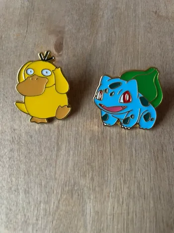 Lot pin’s Pokémon