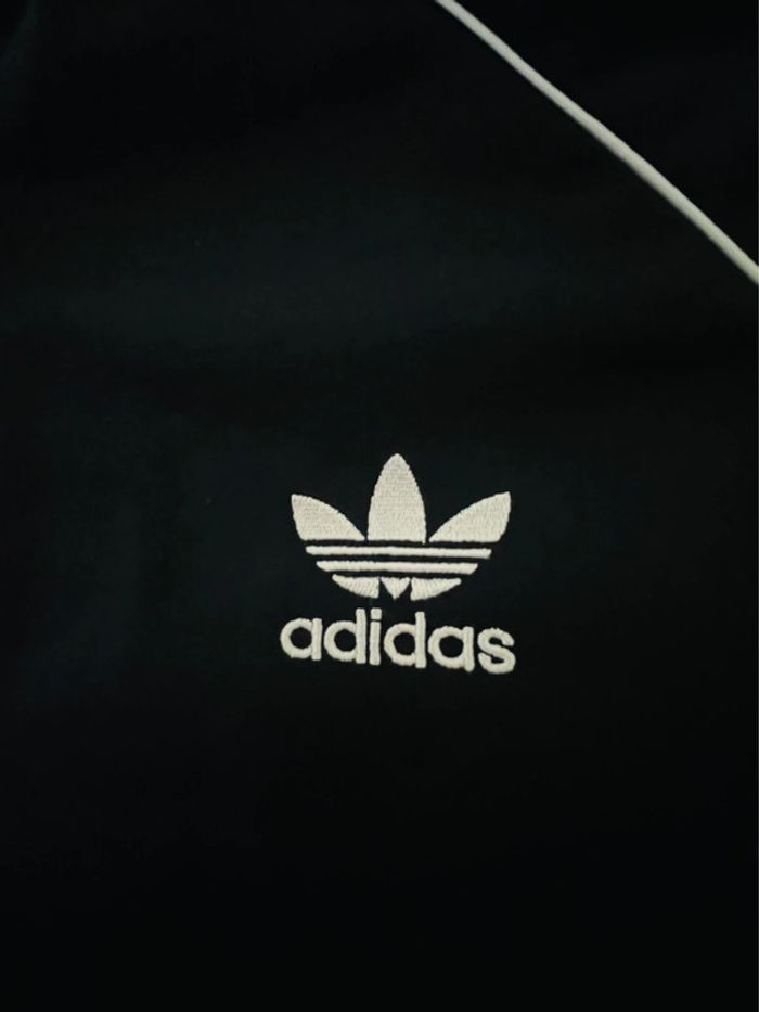 Ensemble adidas Firebird état neuf 11/12 ans - photo numéro 2