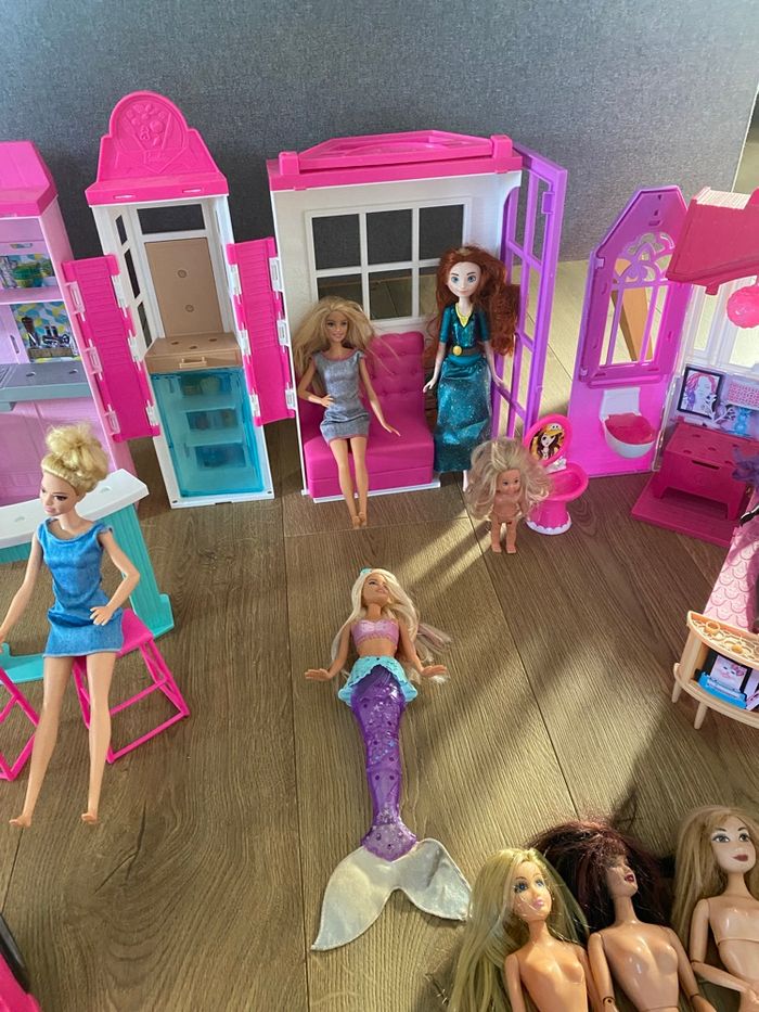 Lot maison et restaurant barbie - photo numéro 2