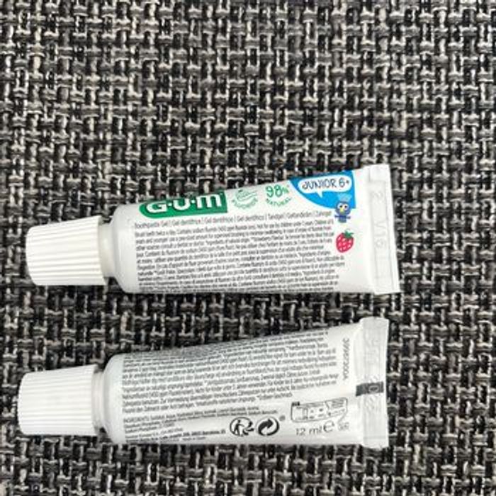 Lot de produits dentaires, enfants, dentifrice, sablier, brosse à dents - photo numéro 3