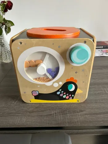 Cube géant d’activité Janod