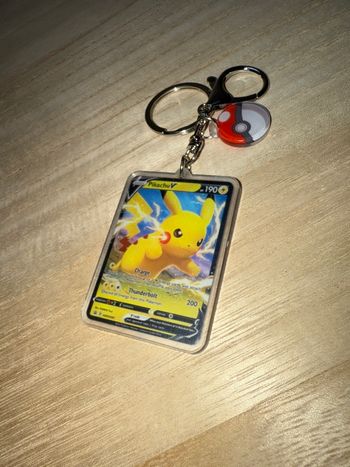 Carte Pokémon porte clés