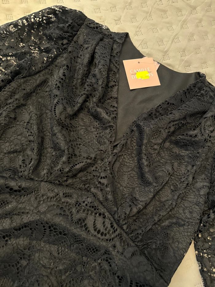 Robe Camille de Paris neuve M noir dentelles - photo numéro 4