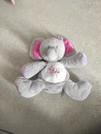 Doudou éléphant lola