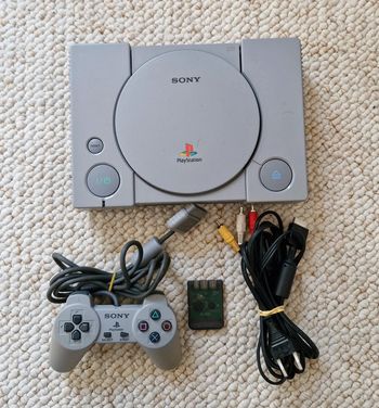 Console PlayStation 1 PS1 + 1 Manette Officielle & 1 Carte Mémoire