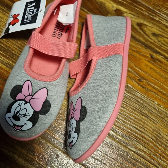 chaussons Disney MINNIE taille 32 - NEUF - photo numéro 6