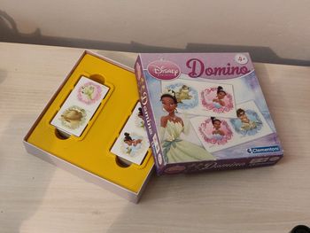 Jeu de dominos Disney Princesses - comolet