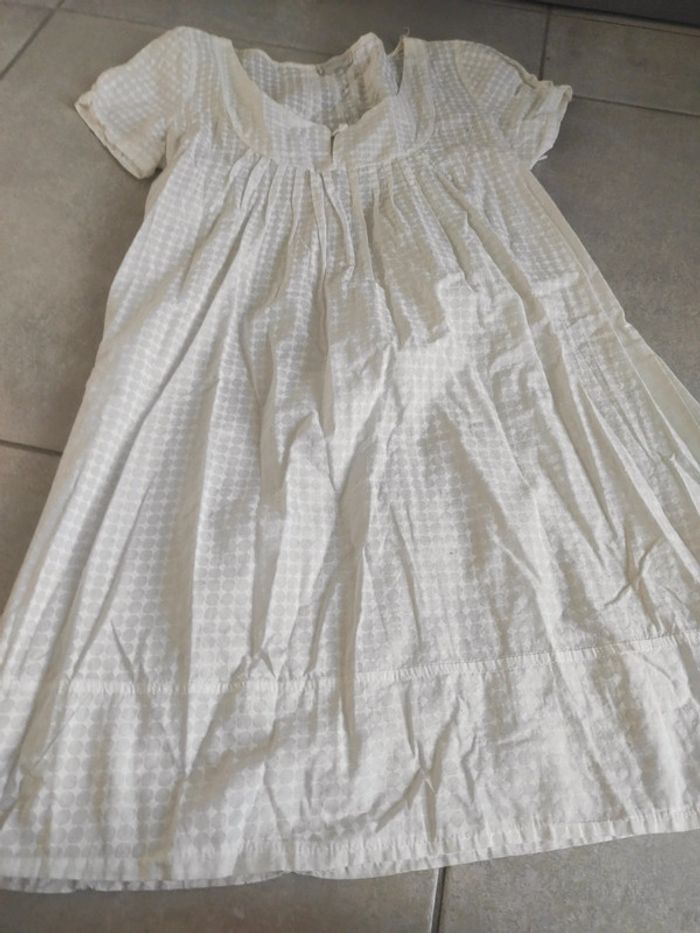 Robe courte