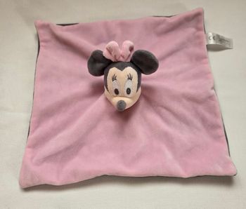 Doudou carré plat rose et gris Minnie - Disney