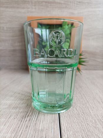 Verre bacardi