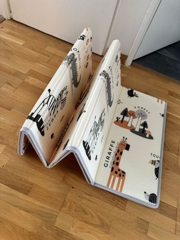 Tapis bébé en mousse , pliable et réversible, tapis de jeu enfant - photo numéro 3