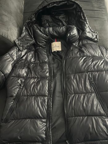 Doudoune Moncler (Taille 2 XL)