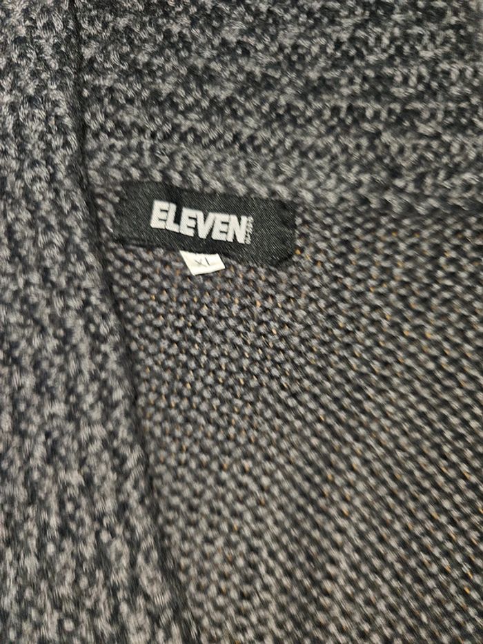 🔥Pull ElevenParis T.XL 💫👕 - photo numéro 2