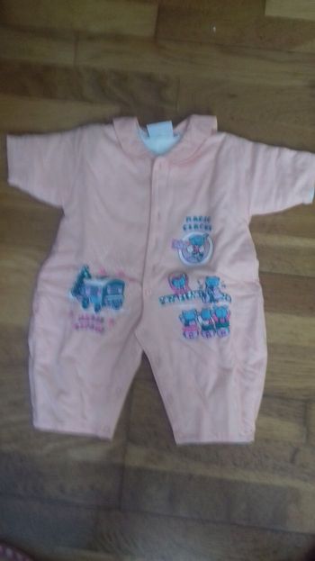 1 combinaison doublé fille 6 mois 