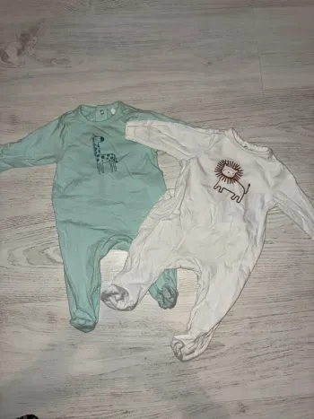 Pyjama léger 1 mois