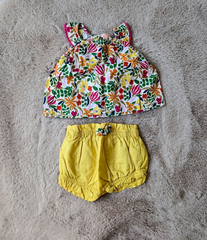 Ensemble 2 piece été short + haut coloré de marque dpam en 3 mois
