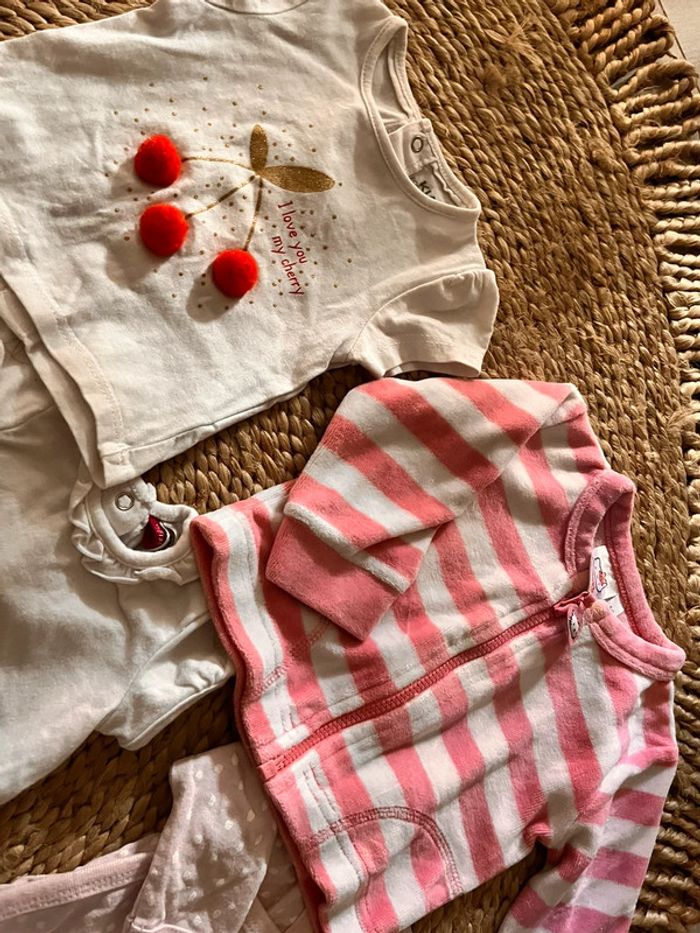 Lot bébé fille un mois - photo numéro 5