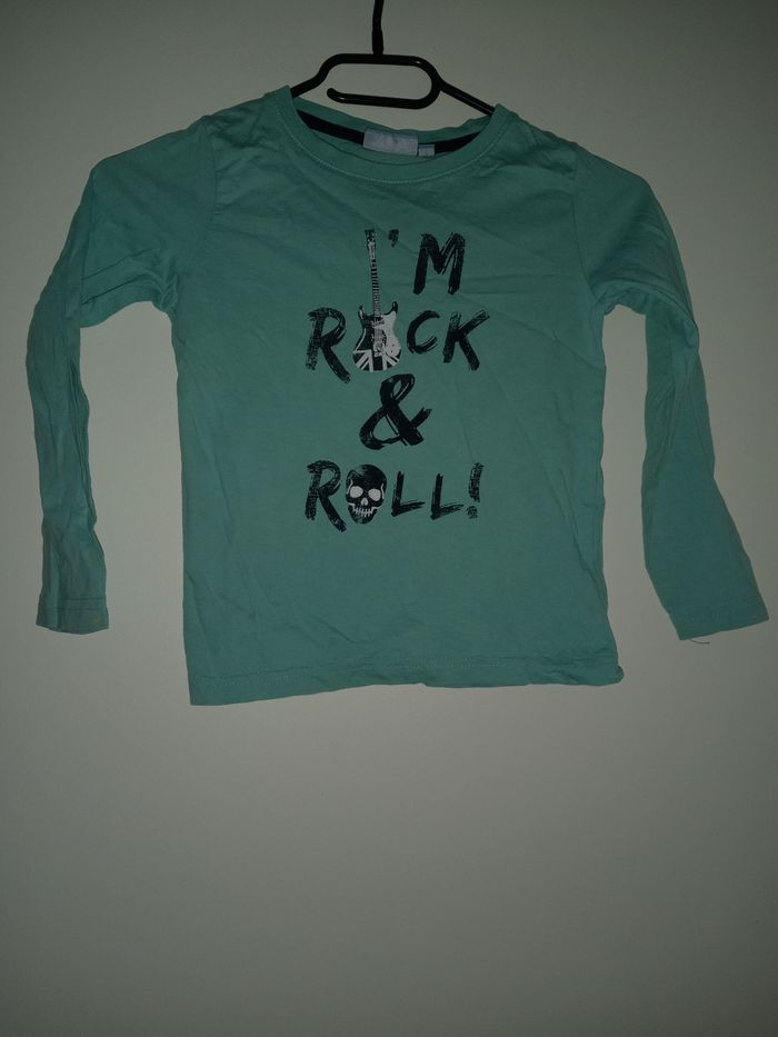 Tee shirt nky taille 5 ans