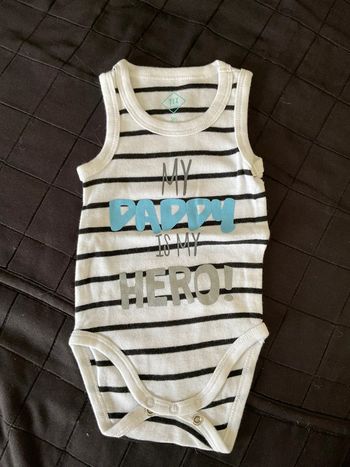Body sans manche 3 mois « my daddy is my hero »