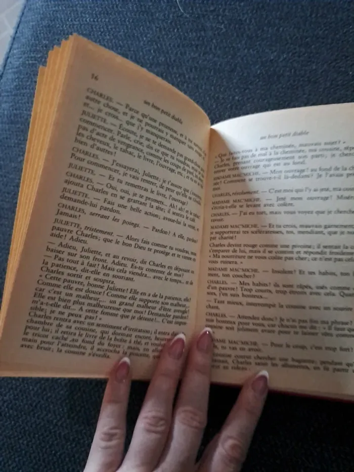 Livre "un bon petit diable" Comtesse de Ségur - photo numéro 4