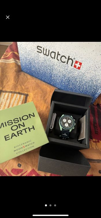 Montre Omega X swatch moonswatch mission to earth