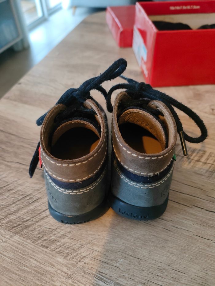 Chaussures Kickers bonbon taille 20 - photo numéro 3