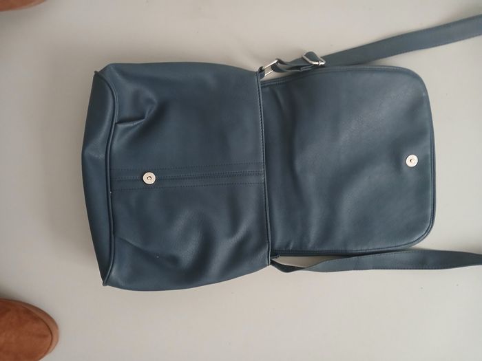 Sac bandouliere neuf - photo numéro 3