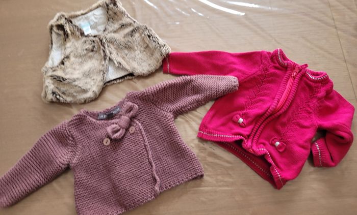 Lot vêtements fille 9 mois - photo numéro 7