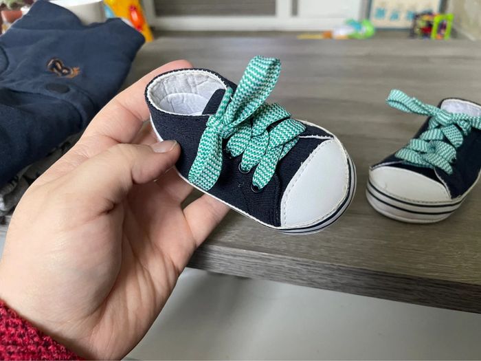 Chaussures bébé taille 17 /18 - photo numéro 4