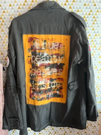 Veste fait main en Grèce