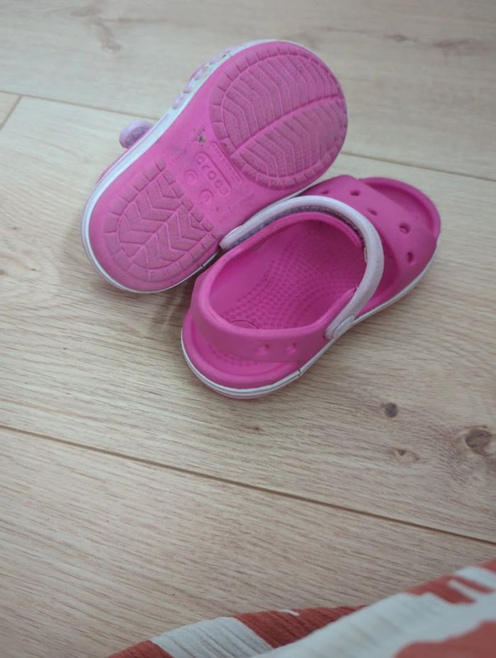 Crocs en très bon état - photo numéro 4