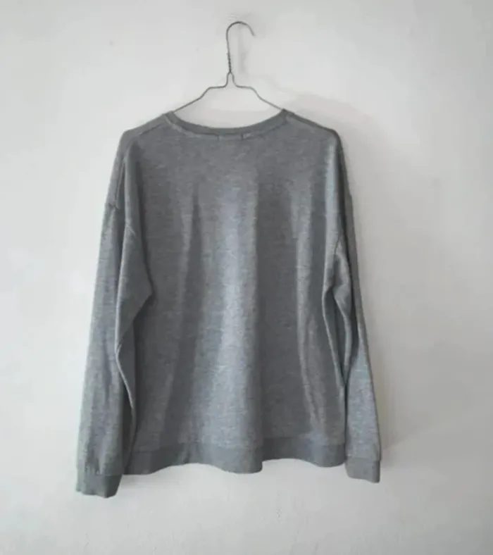 Sweat gris imprimé – Kiabi – Taille 40 - photo numéro 4