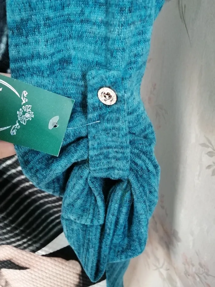 Pull fin bleu shiné imprimé femme sexy manches réglables / sans marque / (TU) - photo numéro 5