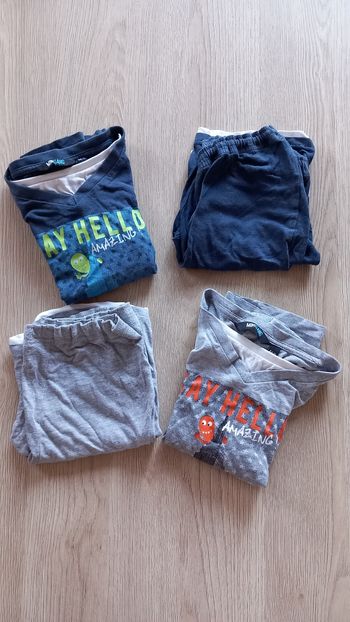 Lot de 2 pyjamas 5 ans