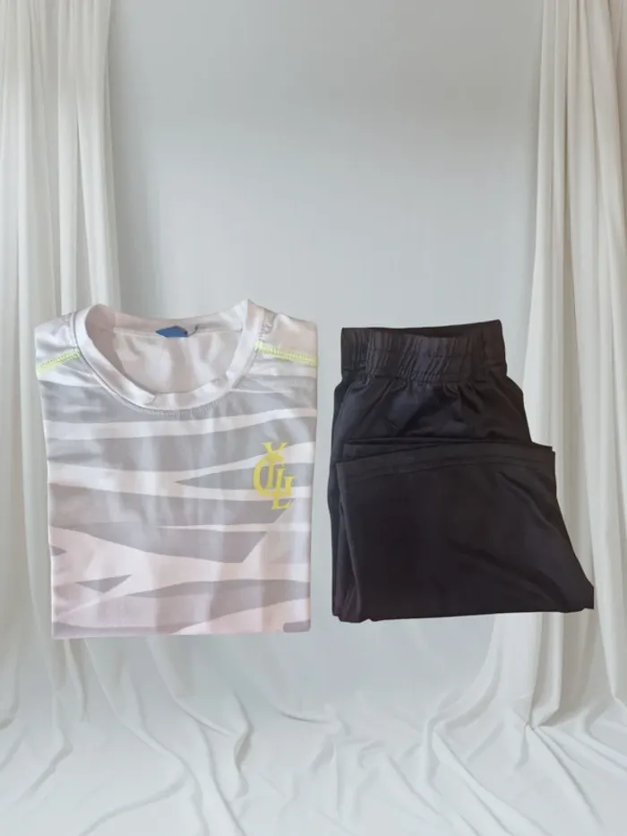 Ensemble Tee-shirt + Short, La Halle, 8 ans