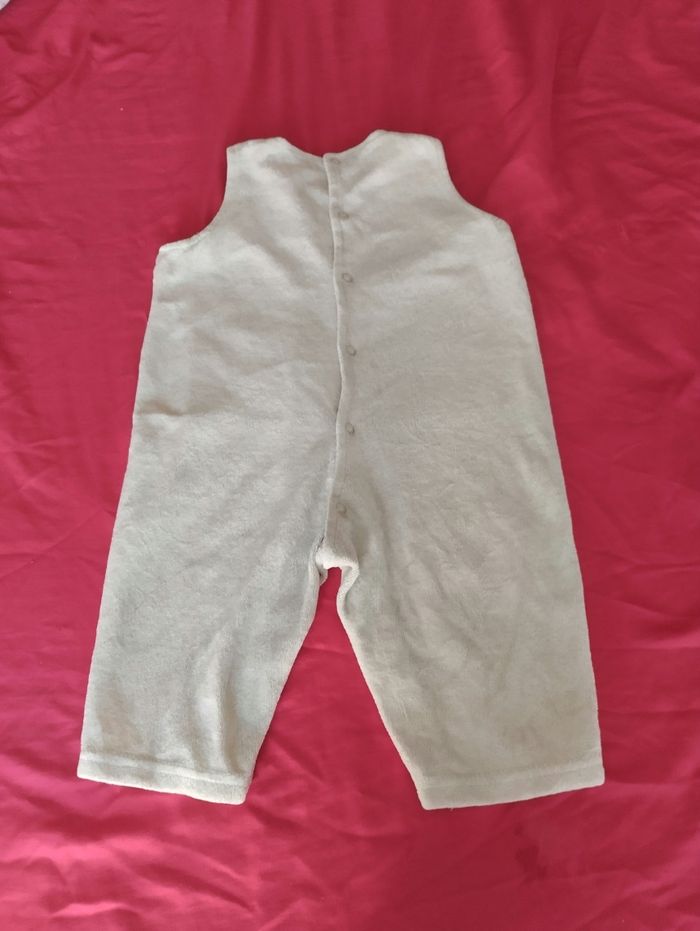 Combinaison taille 6 mois - photo numéro 5