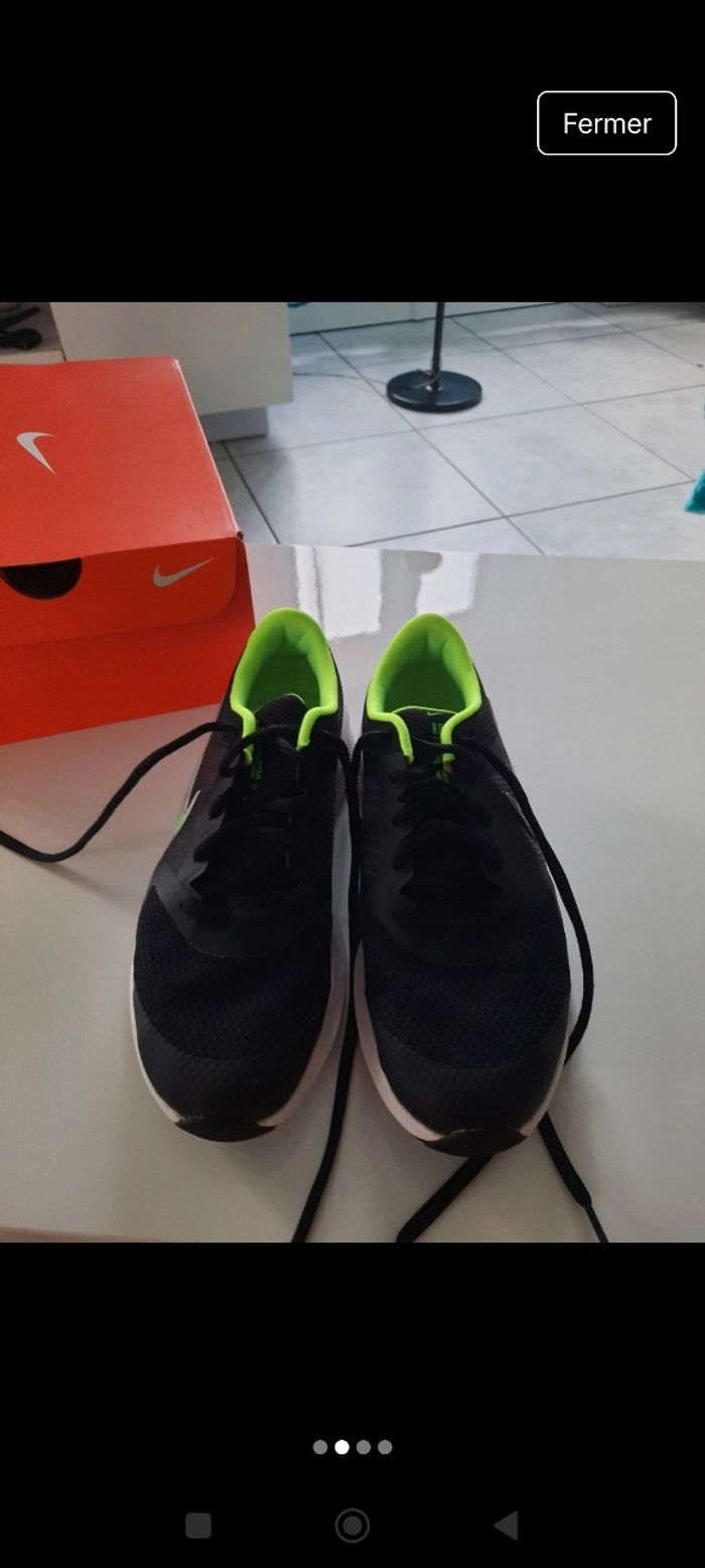 Basket Nike verte et noire - photo numéro 2