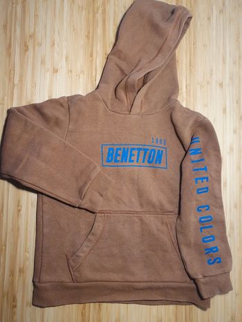 Sweat à capuche marron United Colors of Benetton taille S 120 cm 6 ans 7 ans