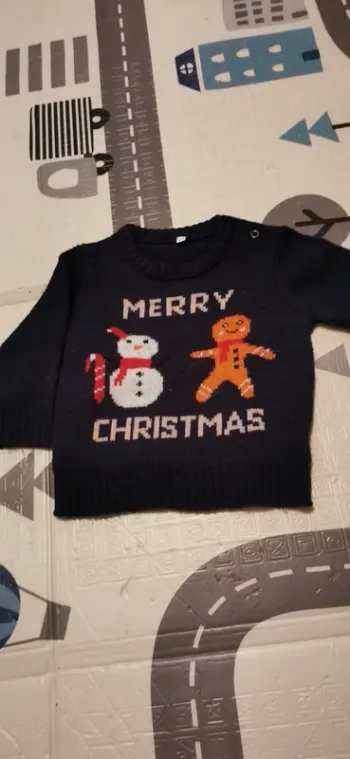 Pull de noël 12 mois