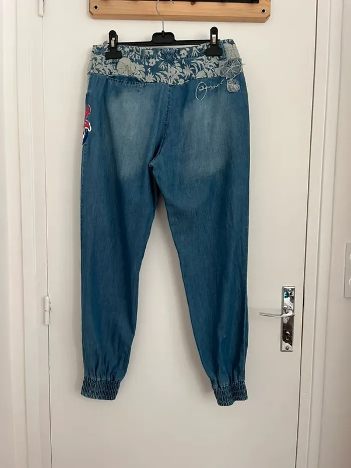 Jeans Desigual - taille 36 - photo numéro 3