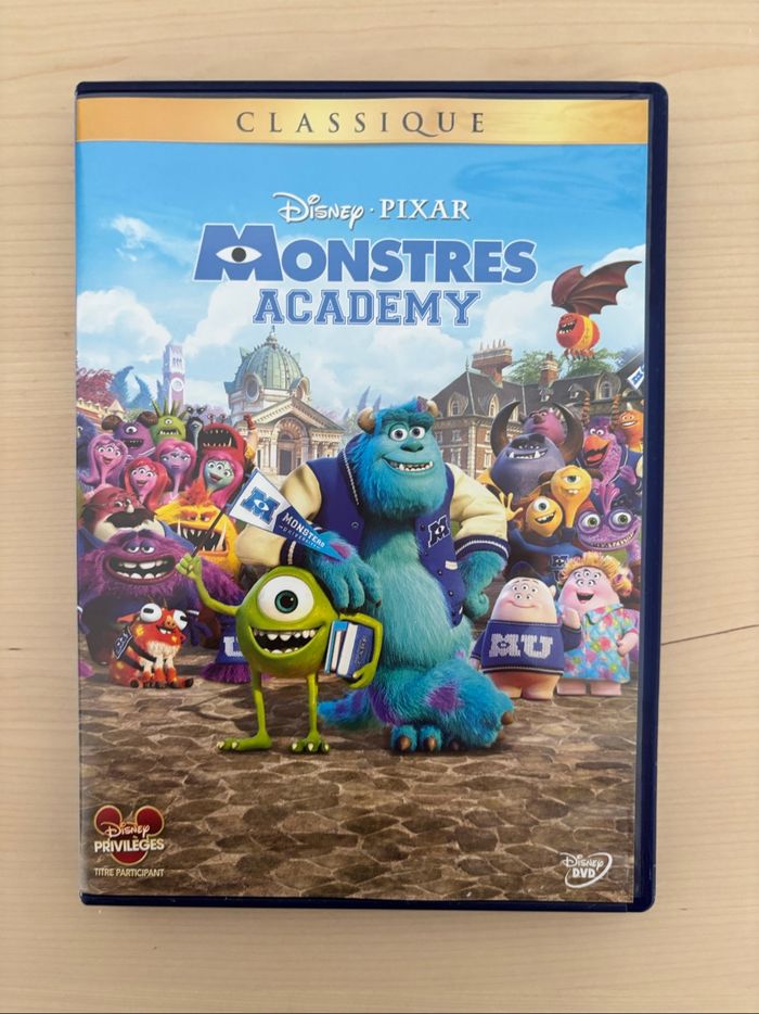 DVD Monstres Academy