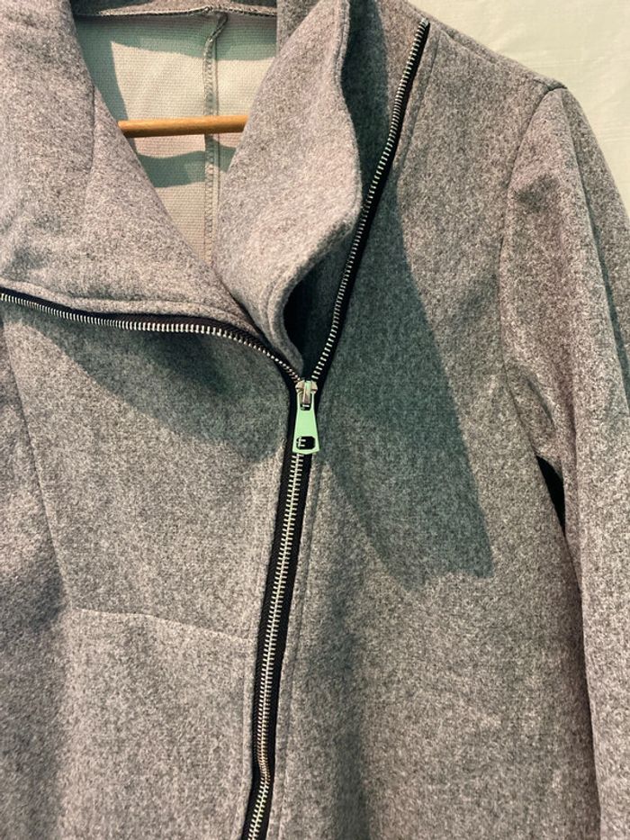 Veste mi-saison de grossesse grise - photo numéro 2