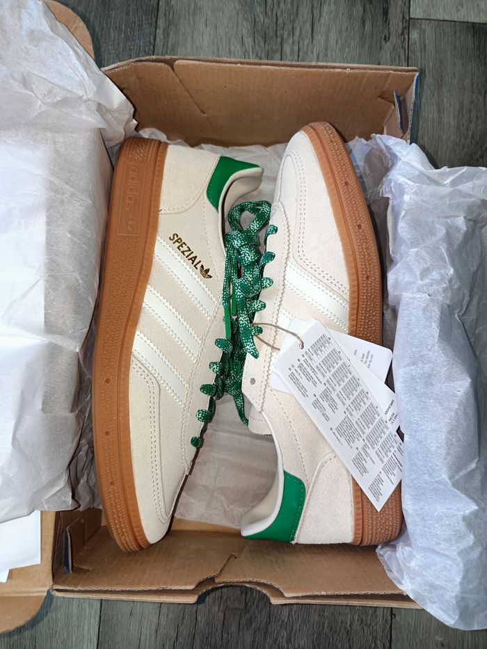 Basket adidas Spezial - photo numéro 3