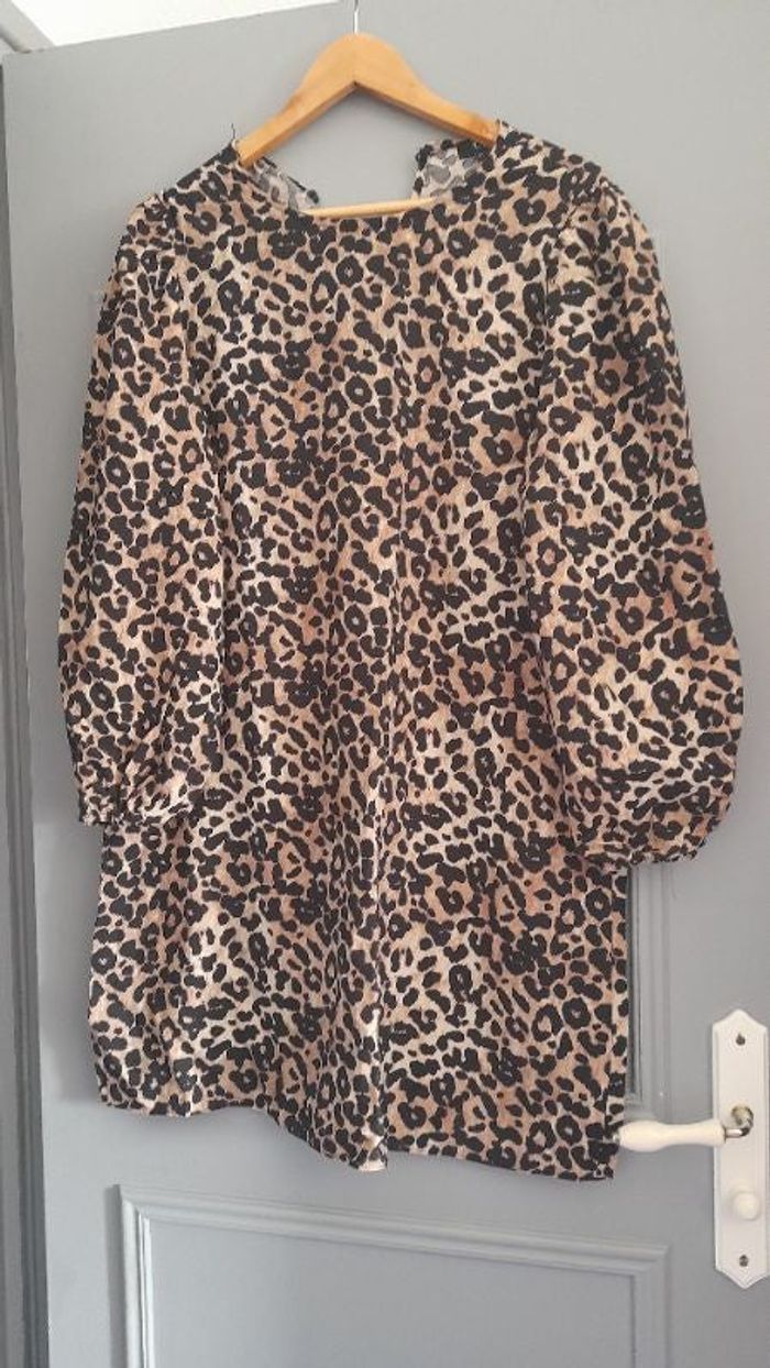 Petite Robe légère couleur style leopart