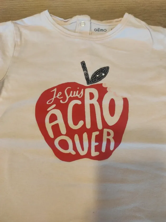 Tee-shirt ML 4 ans Gémo en TBE - photo numéro 2