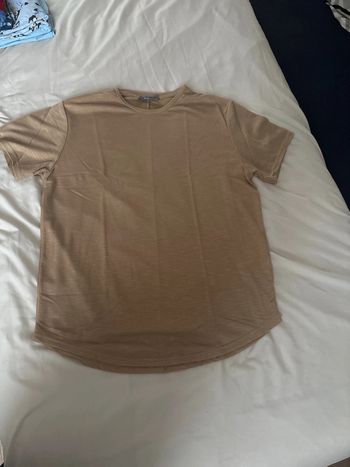 Tee shirt