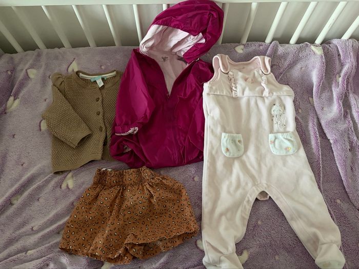 Lot vêtements fille 6 mois - photo numéro 2