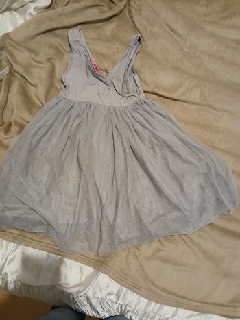 Robe grise pour fete